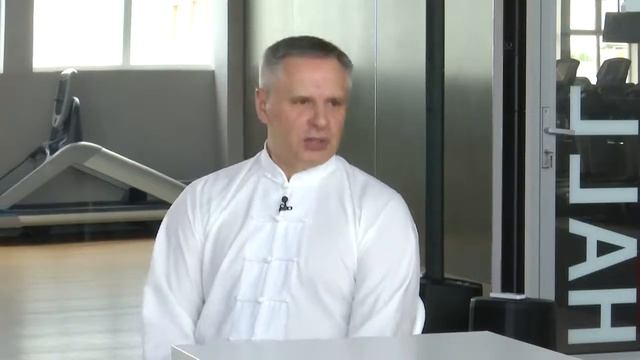 О Цигун с доктором Бутримовым. Простыми словами о непростых вещах. смотреть онлайн