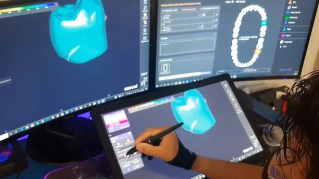 CAD with Huion Kamvas 20. смотреть онлайн