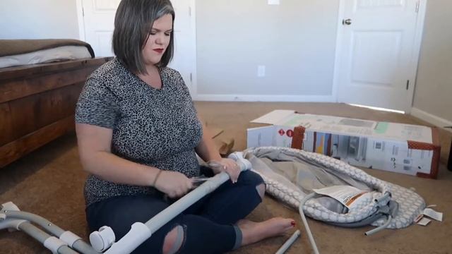 Ingenuity Dream & Grow Bassinet | Unboxing & Assembly | Vlogmas Day 4 | Vlogmas 2020 смотреть онлайн