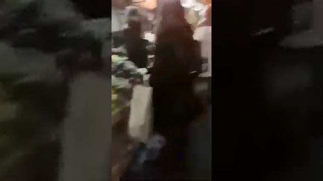 Цены в Санкт-Петербурге на овощи фрукты. Это на садовой. Питербург не похож на Москву!!!! смотреть онлайн