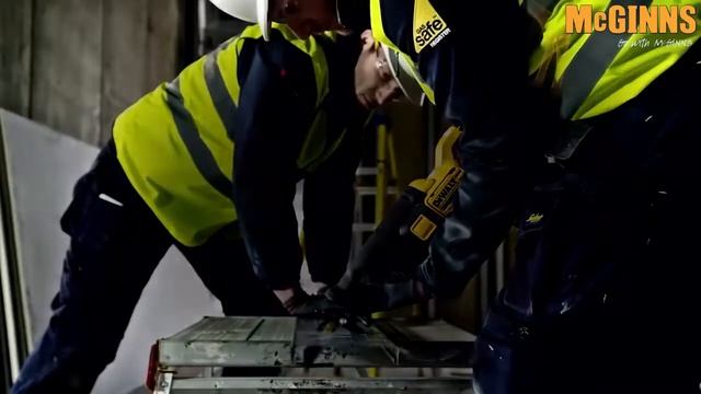 DEWALT XR FLEXVOLT DCS388 Reciprocating Saw смотреть онлайн