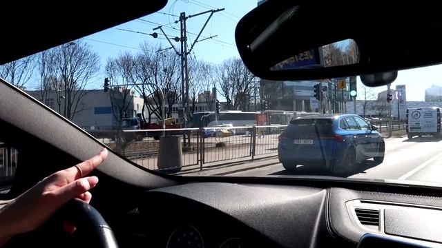 ВЫНУЖДЕНЫ ПЕРЕЕХАТЬ В ДРУГОЙ ГОРОД ТАМ ДЕШЕВЛЕ смотреть онлайн