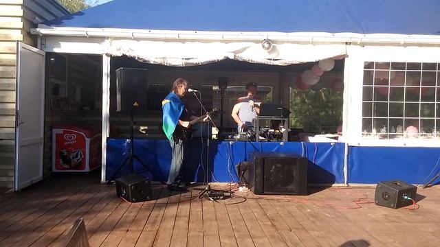 Максим из парка Северное Тушино песня Андрей Бандера – А помнишь? смотреть онлайн