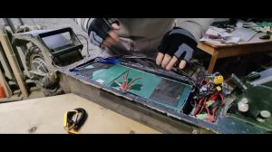 Демонтаж батареи из самоката Ultron t103