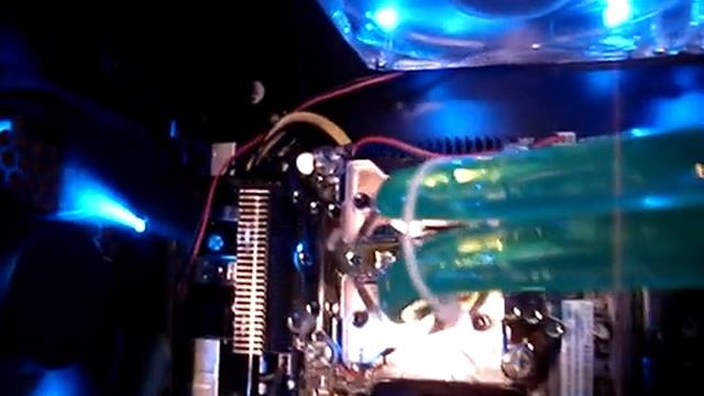 My Gaming RIG Extreme Cosmos Black Devil 3 way SLi 260s in next video смотреть онлайн