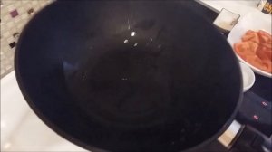 Китайская кухня.  Жареные помидоры с яйцами 西红柿炒鸡蛋