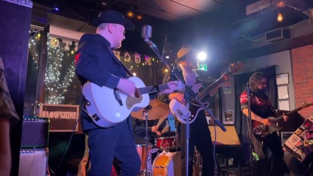 Git 'er Done - Sonny Mac LIVE @ Blakbar on Whyte! смотреть онлайн