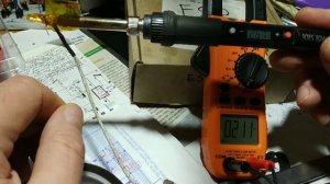 Калибровка паяльника с керамическим нагревателем по температуре в реальном времени.