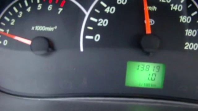 Приора, расход при движении накатом.avi смотреть онлайн