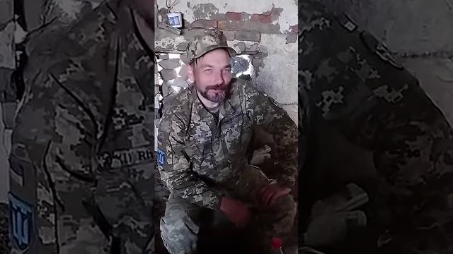 Украинец рассказывает анекдот который отражает всю суть ВСУ? Скотт Риттер - Подписаться. (https:// смотреть онлайн