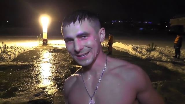 Крещенские купания и святая вода: как пинчане отпраздновали Богоявление смотреть онлайн