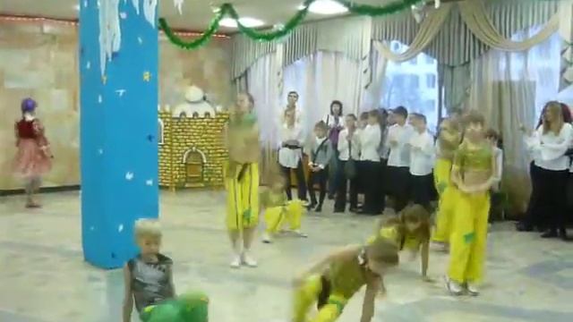 "Своими ногами" New Year Dance 30.12.2012 смотреть онлайн