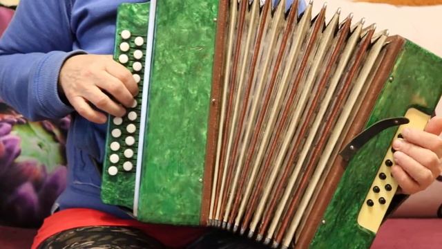 Гармонь «Кубань» 23х12-ll, двуголосная. Тональность – ля-мажор. смотреть онлайн