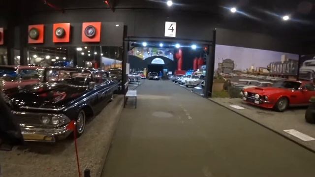 Автомобиль, который снимался в фильме "Стиляги" и другие автоактёры. смотреть онлайн