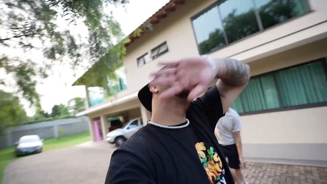 INVADI A CASA DO THIAGO REIS PRA VER O CARRO NOVO DELE !! смотреть онлайн