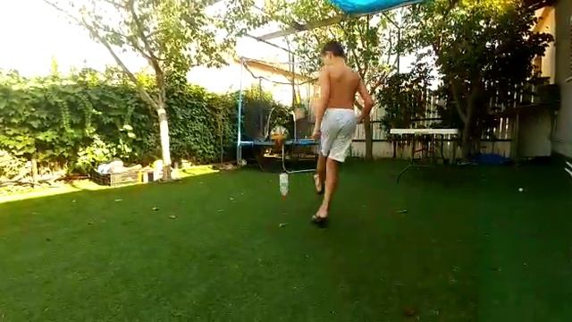 Удар по мячу(1) смотреть онлайн