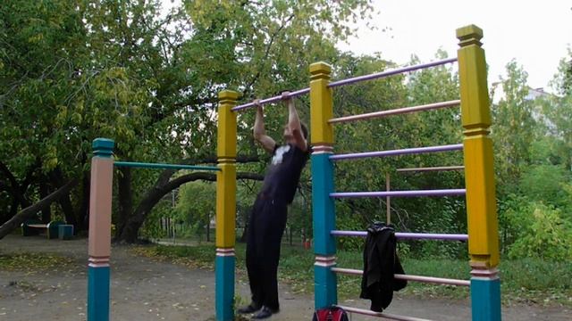 5 выходов + 25 подтягиваний (1 сет) смотреть онлайн