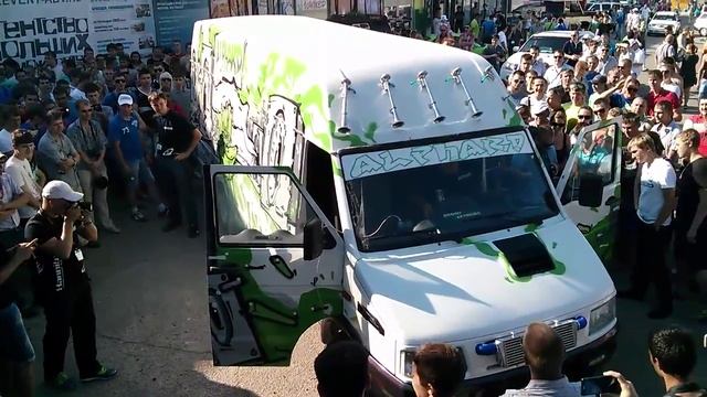(ЭММА-Волгоград, 18.05.2013) Team Stradivari (161,5 дБ) смотреть онлайн