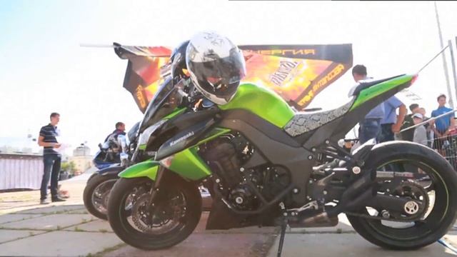 сюжет мото смотреть онлайн