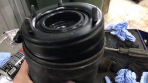 Лопнул пневмобаллон Range Rover Vogue 3,6d... замена на новый!