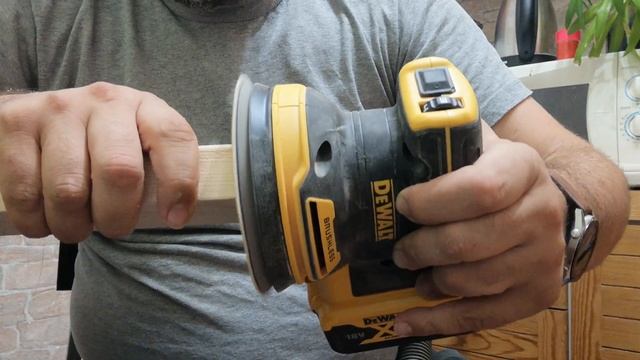 DeWALT DCW210 аккумуляторная шлифмашинка смотреть онлайн