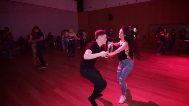 Léo Lorenzo & Jade Jorge Zouk Social Dance 2023.05.28. with Mambo City & LLB & BachataMusketeers смотреть онлайн