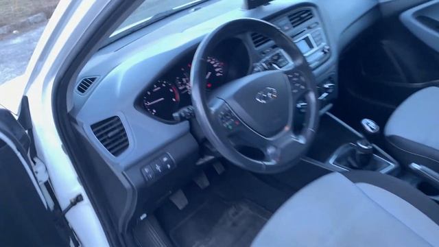 HYUNDAI I20 1.1 CRDI 12V 5P STYLE 06/2015 93.000 KM смотреть онлайн