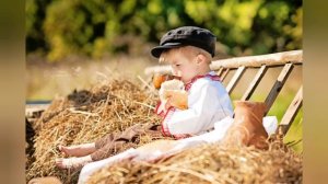 БАБУШКА МИЛАЯ ,БАБУШКА МОЯ!!!!Песня для любимой бабушки!!