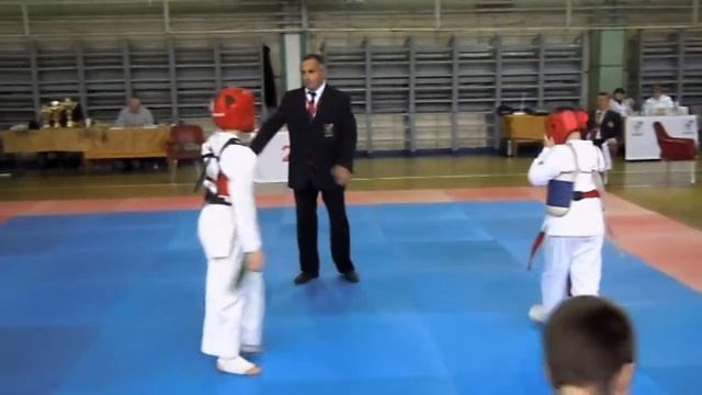 Кубок Украины по каратэ 2012. 1-й бой Андрея смотреть онлайн