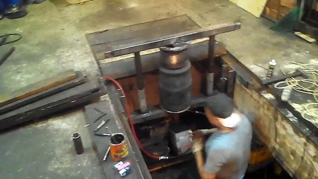 Пневмодомкрат. Ямочный смотреть онлайн