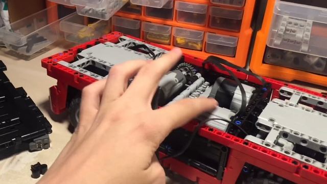 Беспилотный грузовик из Лего Техник / Постройка кузова, ФИНАЛ! / LEGO TECHNIC самоделка смотреть онлайн