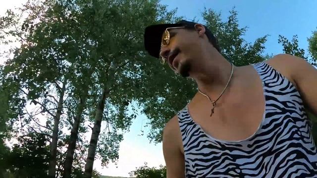 Невероятные приключения мега блогеров по Новгородской губернии. смотреть онлайн