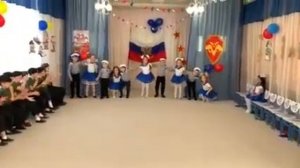 Детский танец «Озорные моряки»