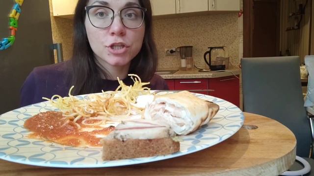 МУКБАНГ быстрый ужин / попрошайничество детей, столкнулась смотреть онлайн