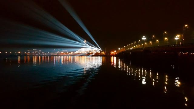 Latvijas Nacionālā bibliotēka. Gaismas šova sagatavošana смотреть онлайн