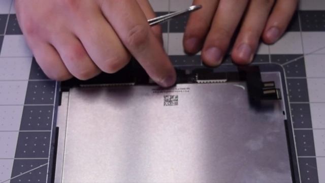 ⚙️?️?iPad Air 2 - Screen Replacement (A1566 and A1567) смотреть онлайн