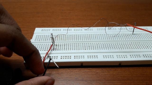 How to make a "Electric Wire Loop Game" on a Breadboard? [HD] смотреть онлайн