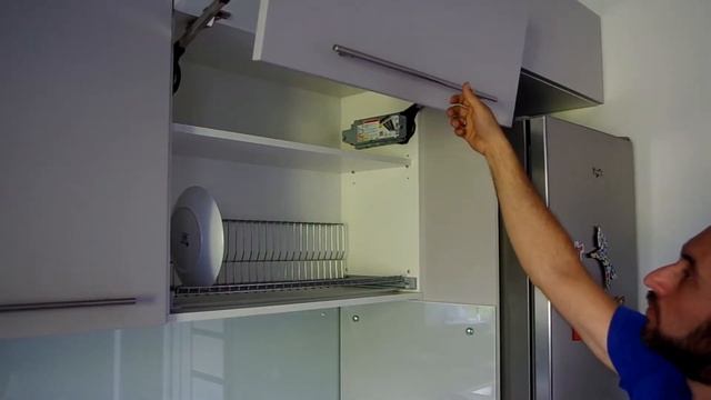 Компенсация веса фасад на примере механизма Aventos HF от BLUM смотреть онлайн