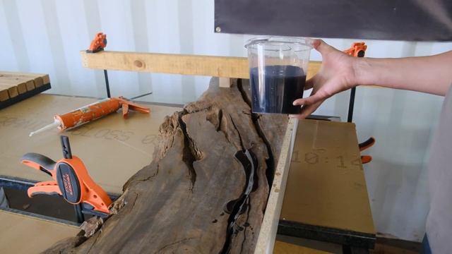 Console Table Build With TOOTHBRUSH! смотреть онлайн