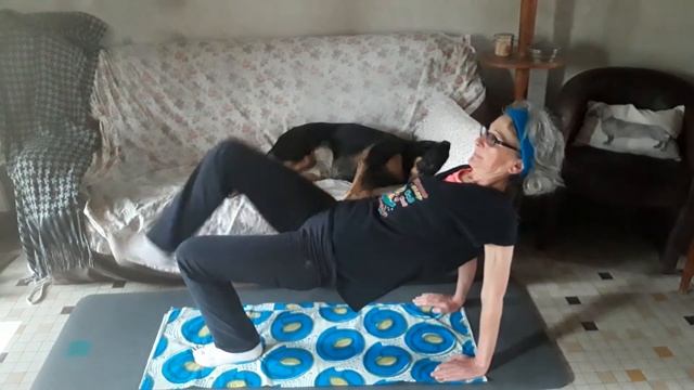 Pilates Gym séance n° 3 (33 minutes) смотреть онлайн