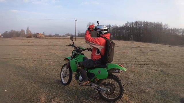 14,11,2021 Козелец - Прыжки: Geon Dakar 300 4v - Mod , Geon terrax 250 2016 , 2 х KOVI 250 ADVANC смотреть онлайн