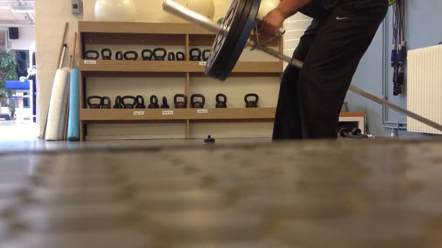 Sowah 40 kg x 9 T-bar row смотреть онлайн