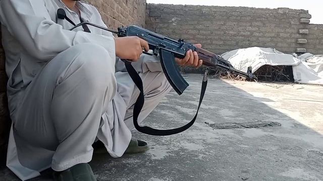 Ak 47 firing funny video | Funny video ak 47 | ak 47 frank video смотреть онлайн