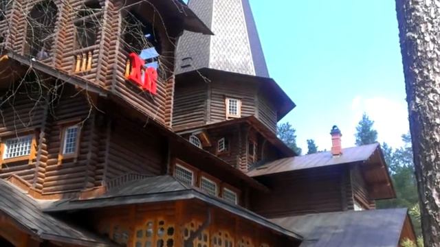 Храм Иконы Казанской Божией Матери (Вырица). Красивый звон колоколов. смотреть онлайн