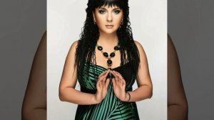 Мюзикола - Певица и саксофон