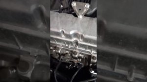 Стучит 11182 мотор, лада гранта. Какие предположения?