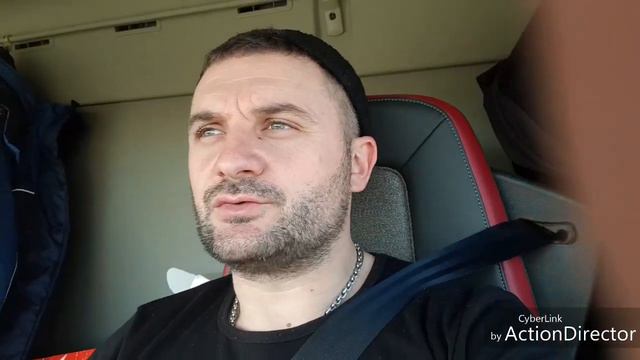 Делюсь наблюдениями на новом месте работы!