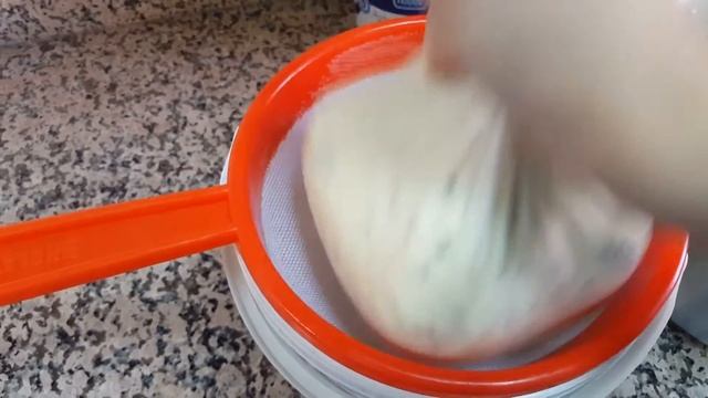 Финский яичный домашний сыр / Готовим в ОАЭ смотреть онлайн
