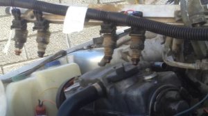 Подскажите что делать ваз 21099 инжектор дергается при движении