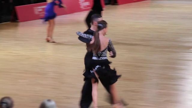 Финал Юниоры 1 Пасодобль, Огни большого города 2017 смотреть онлайн